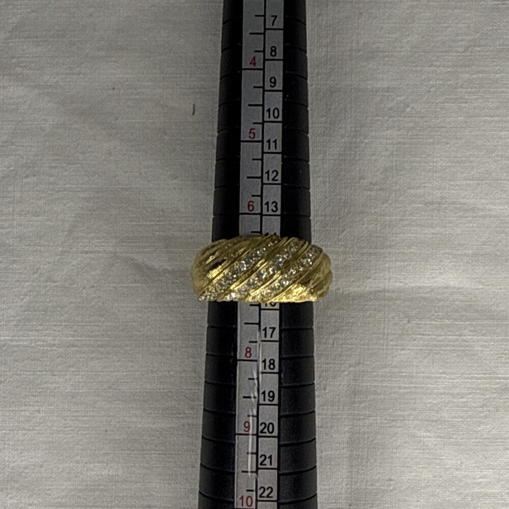 Christian Dior Gold Tone Rhinestone Textured Ring Size 7 - Picture 6 of 6